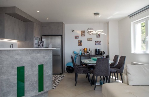 Moca Apartamento | Luxury Apt In Villa Saphir Shared Pool Sea View