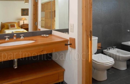 San Carlos de Bariloche Casa | LUJO 5 CAMAS / 5 BATH LAKEFRONT (H12)