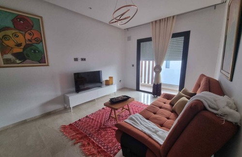 Ain Zaghouan Apartamento | Luxury & Art: Contemporary with Masterpieces
