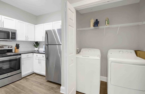 Old Fourth Ward Apartamento | Luxury at Midtown!