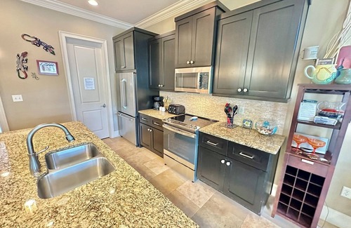 Villa Lago Casa | Luxury Awaits in Your Dream Getaway, Golf cart included! 1953VL