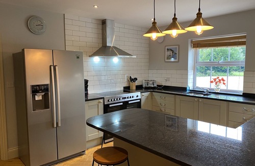 Trimdon Station Casa | Granero de lujo con piscina cubierta climatizada y bañera de hidromasaje cerca de la ciudad de Durham