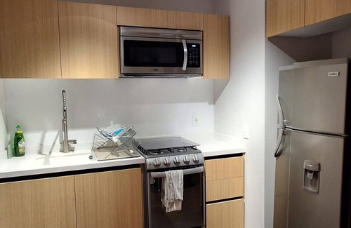 Lomas de Santa Fe Apartamento | Luxury Bauhaus Nest (Pool/Gym/Park/Restaurant)