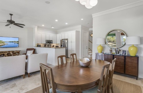 Sandestin Villa | Corazón de Sandestin! Precioso apartamento de 2 habitaciones con carrito de golf en el campo de golf Baytowne.