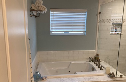 Oxnard Shores Cabaña | Luxury Beach Apartment 30 day Min.