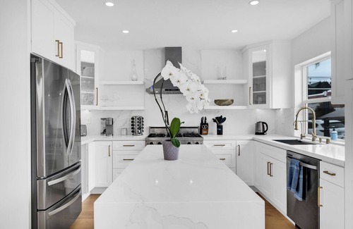 Belmont Shore Casa | Luxury Beach Bungalow in Belmont Shore