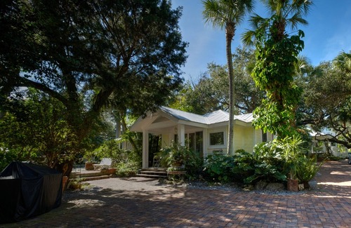 Siesta Key Cabaña | Encantado Beach Cottage en el Golfo