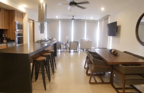 Bucerias Condominio | Luxury Beach Front Condo