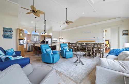 Southpointe Casa | Luxury BEACH FRONT Home - Available August 9 - 15! - Beautiful Views