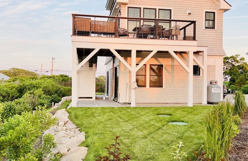 Snug Harbor Casa | Luxury Beach House - Your Perfect Getaway Paradise