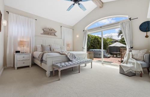 Sunset Cliffs Casa | Luxury beach home one block from ocean with spa, WiFi, & gorgeous outdoor space