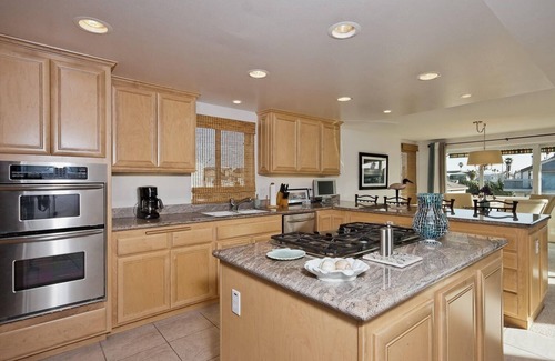 Hollywood Beach Casa | Luxury Beach House Rental in Hollywood Beach, Oxnard, CA