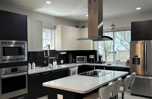 Pompano Beach Casa | Luxury Beach Townhouse steps from the Beach!
