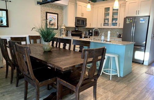West Panama City Beach Casa | Luxury Beachfront Townhome - 4 Ensuite Bedrooms