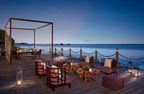 Montego Bay Complejo | Luxury Beachfront All Inclusive Resort Jamaica Swim Out Tropical View