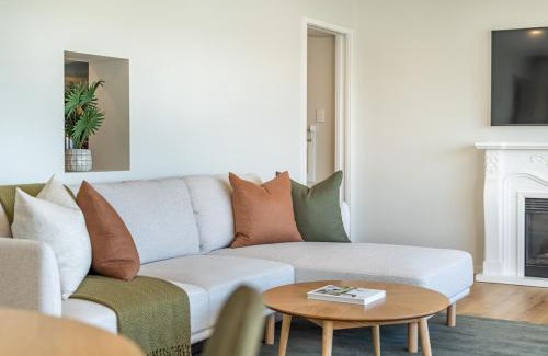 Oriental Bay Apartamento | Luxury Beachfront Apartment