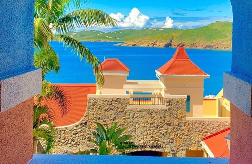 Flag Hill Complejo | LUXURY BEACHFRONT Frenchman's Cove Resort, 3-Bedroom Villa PLUS Resort Amenities