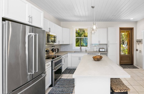 Jimmy Hill Casa | Luxury Beachfront Home with Private Pool