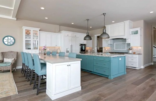 Oxnard Shores Casa | Luxury Beachfront Oasis w/ Channel Island Views
