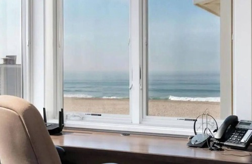 Oxnard Shores Casa | Luxury Beachfront Oasis w/ Channel Island Views