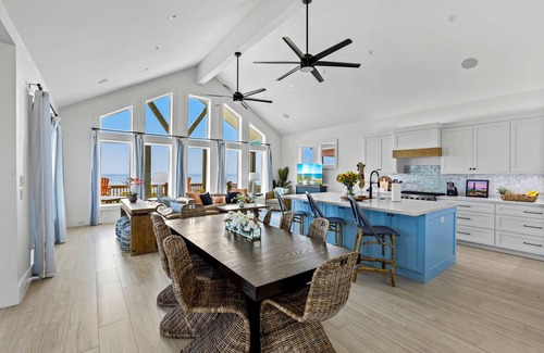 Crystal Beach Casa | Luxury Beachfront Escape | 2 Homes, Pools & Hot Tubs