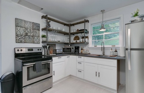 West Meade Casa | Luxury Belle Meade Oasis - 5 Star Home West Meade