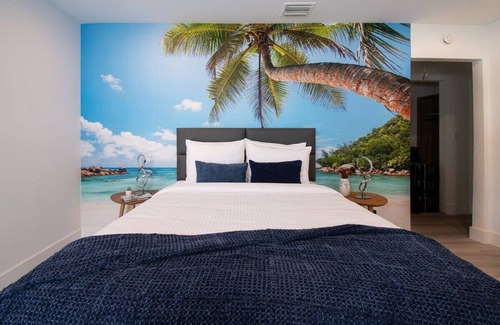 Poinciana Park Hotel | Luxury Boutique Hotel in Fort Lauderdale