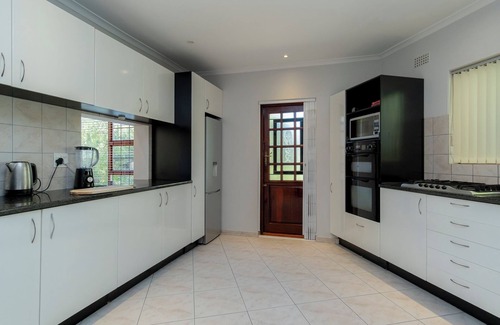 Hout Bay Casa | Bungalow de lujo para 6 personas cerca del centro de Ciudad del Cabo y la playa.