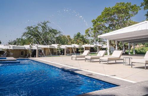 Cajititlan Casa | Luxury Bungalow Lake view Cajititlan