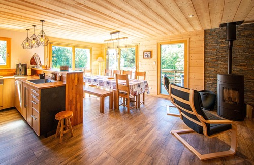 Le Grand Valtin Cabaña | Chalet acogedor con spa, vistas y juegos en los Vosgos, ideal para familias y amigos
