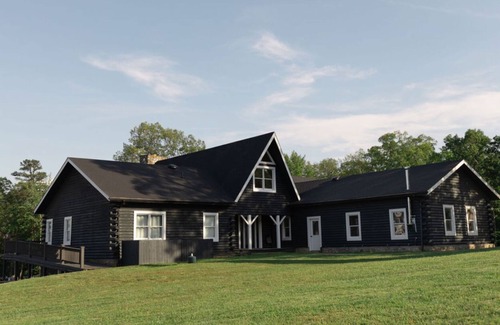 Fort Valley Casa | Luxury Cabin Getaway in the Blue Ridge Mountains