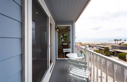 Playa Del Rey Casa | Retiro en la playa de Cape Cod! Vistas al mar en cada habitación!