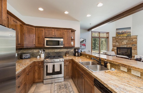 Purgatory Casa | Luxury Cascade Village Townhome/Amazing Views/2 mi to Purg
