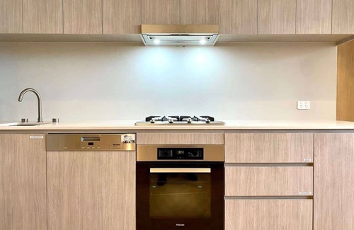 Adelaide Central Business District Apartamento | Luxury CBD Beach Vibes-Queen Bed-Gym-BBQ