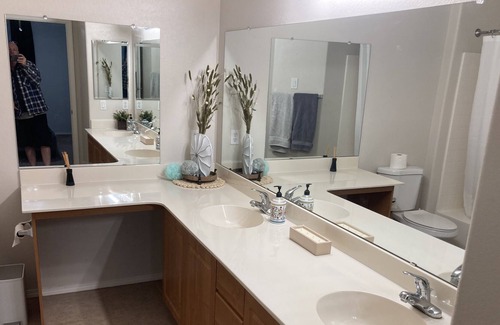 Parkwood Ranch Condominio | Luxury centrally located condo