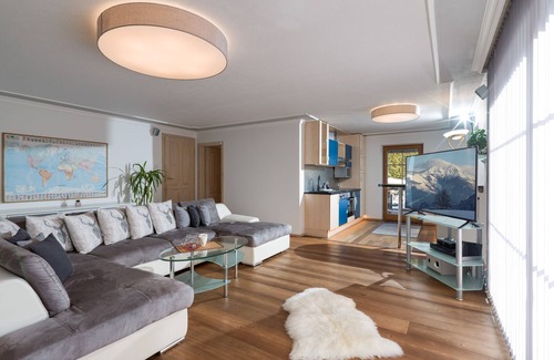 Kitzbuehel Chalet De Esquí | Exclusive CHALET WEINBERG - almost 300 m2 of living space for up to 14 people