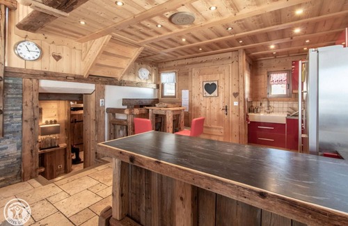 Le Praz de Lys Chalet De Esquí | Chalet de lujo en medio de las pistas de esquí.