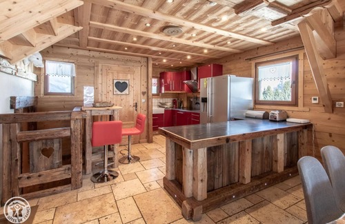 Le Praz de Lys Chalet De Esquí | Chalet de lujo en medio de las pistas de esquí.