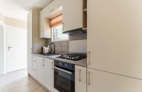 Goedereede Casa | Luxury chalet near Ouddorp with garden, cleaning included