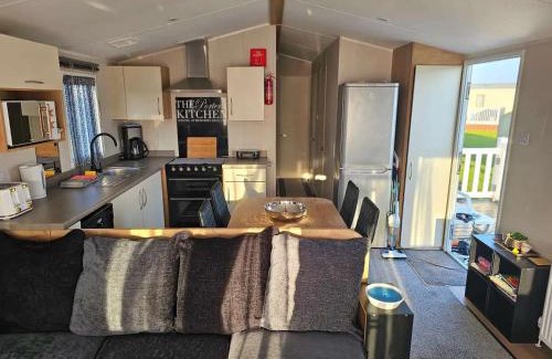 Streatham South Casa | Luxury Chichester caravan Seaside Retreat