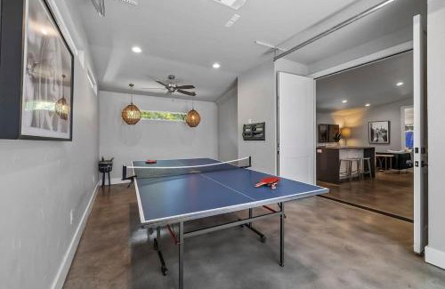 South Lamar Casa | Luxury Compound in South Lamar