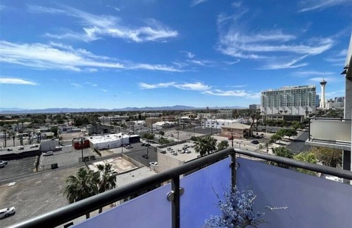 Downtown Las Vegas Condominio | Luxury Condo at the Heart of Downtown Las Vegas