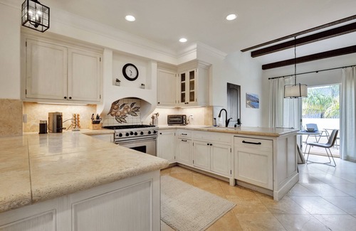 Waterfront Condominio | Luxury Condo Close to the Beach & Downtown Santa Barbara!