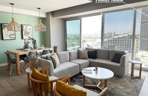 Financial District Apartamento | Luxury Condo in Lobby33 near Andares By Bamboo