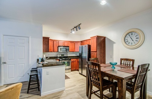 Paradise Valley Village Condominio | Luxury condo in North Scottsdale, Kierland