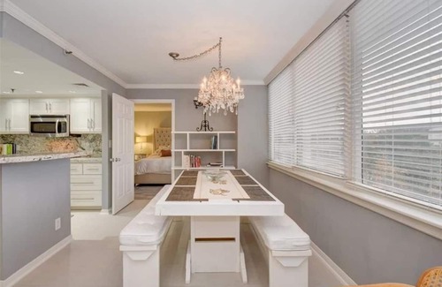 Houston Condominio | "Luxury Condo in the heart of Galleria, Uptown Houston"