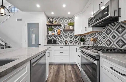 Palm Desert Condominio | Luxury Condo in the Exclusive Ironwood CC