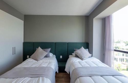 Leon Apartamento | Luxury Condo Scenic Views of Festival del Globo