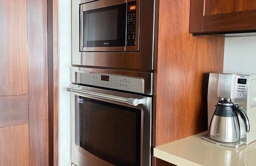 South Shore Hotel Area Condominio | Luxury Condo on a private and beautiful swimmable Beach, Hight cleaning st.