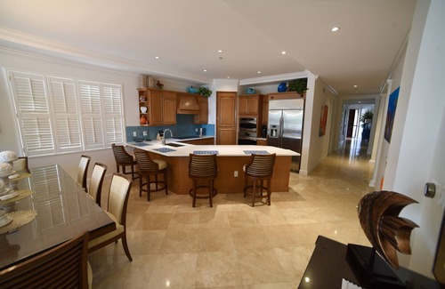 Seven Mile Beach Condominio | Luxury Condo Seven Mile Beach